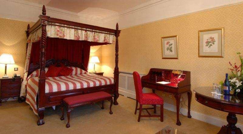 Barberstown Castle Hotell Straffan Rum bild