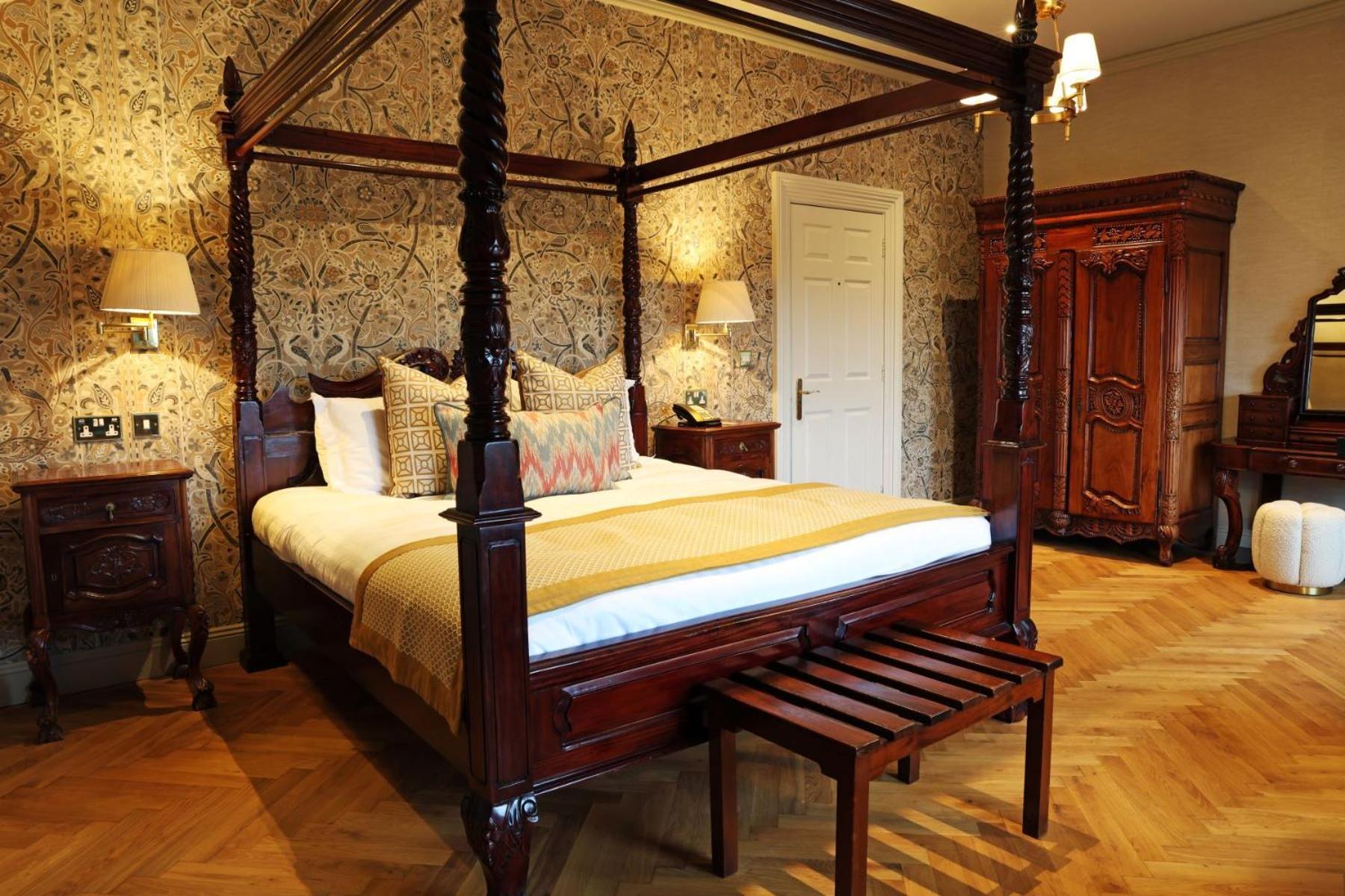 Barberstown Castle Hotell Straffan Exteriör bild
